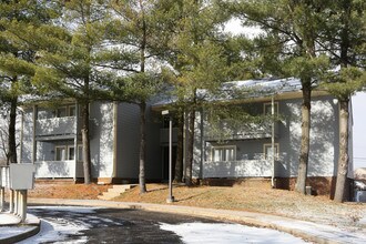 Brookview Apartments in Lexington, KY - Building Photo - Building Photo