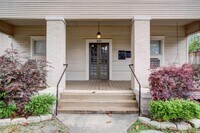 1847 Harvard St photo'