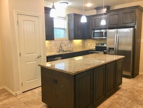 3903 Aspen St in Bryan, TX - Building Photo - Building Photo