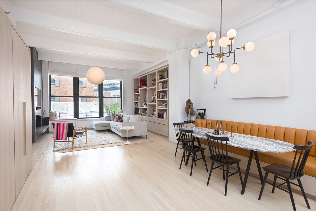 30 Main St in Brooklyn, NY - Building Photo