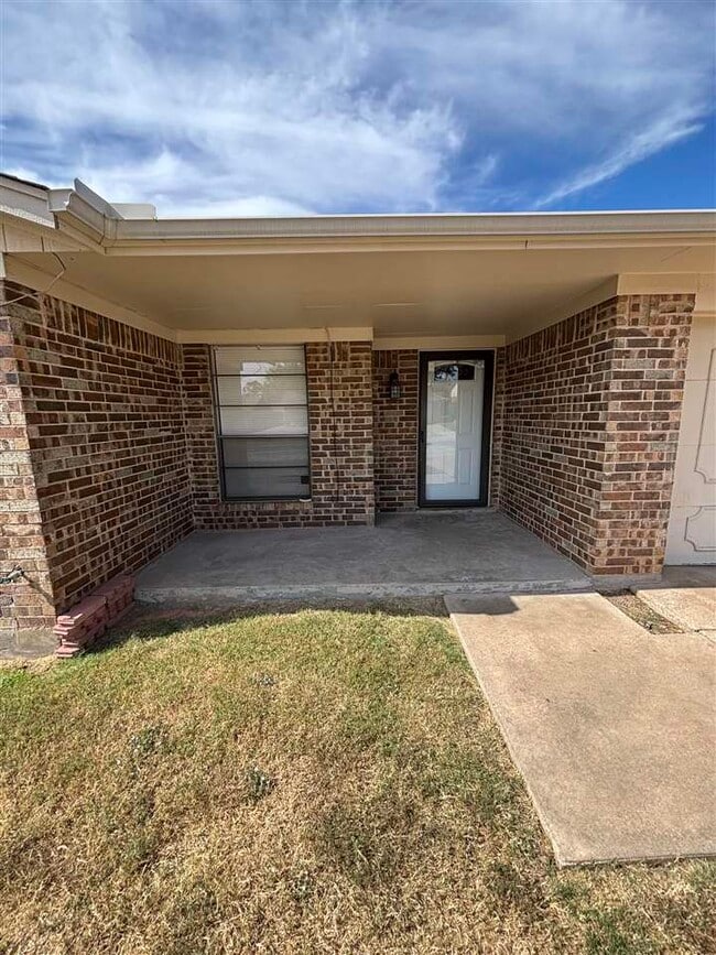 2322 NW 78th St in Lawton, OK - Building Photo - Building Photo