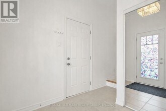 233 Pingwi Pl in Ottawa, ON - Building Photo - Building Photo