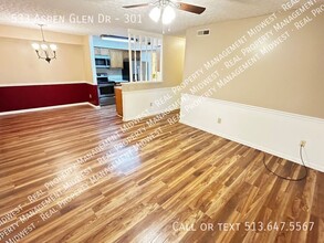 533 Aspen Glen Dr in Cincinnati, OH - Building Photo - Building Photo