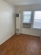 67 N Washington Ave, Unit 3 in Bergenfield, NJ - Building Photo - Building Photo