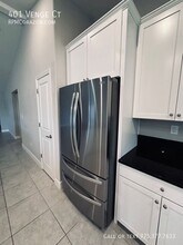 401 Venge Ct in Reno, NV - Building Photo - Building Photo