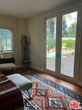 155 S Saltair Ave in Los Angeles, CA - Building Photo - Building Photo