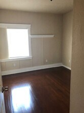104 10th St in Santa Rosa, CA - Building Photo - Building Photo