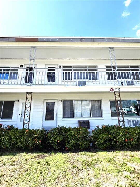 2366 Shelley St in Clearwater, FL - Building Photo