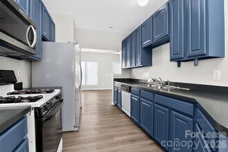 12337 Verdant Ct in Charlotte, NC - Building Photo - Building Photo