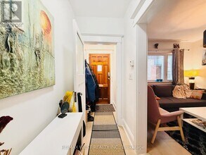 15 Keystone Ave in Toronto, ON - Building Photo - Building Photo