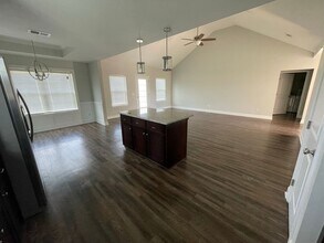 6026 Virginia Pine Ave in Statesboro, GA - Building Photo - Building Photo