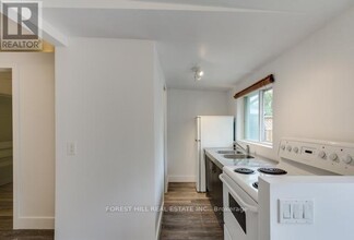 48 Rowntree Ave in Toronto, ON - Building Photo - Building Photo