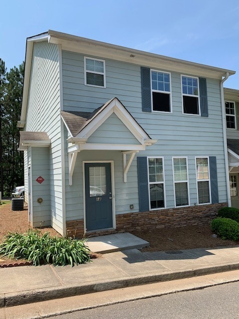 property at 179 Riverstone Commons Cir