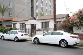 1028 Fedora St in Los Angeles, CA - Building Photo - Building Photo