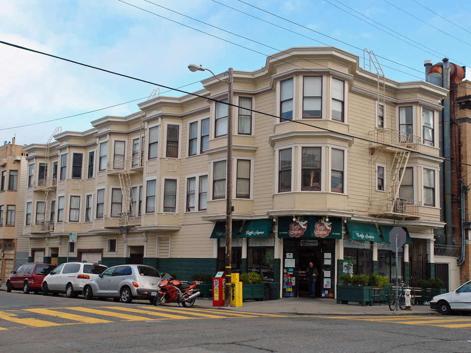 786-790 Lombard St in San Francisco, CA - Building Photo