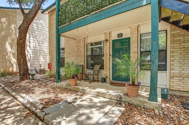 property at 1624 Aquarena Springs Dr