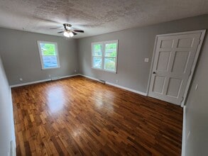 103 Maple Ct in Lawrenceburg, KY - Building Photo - Building Photo