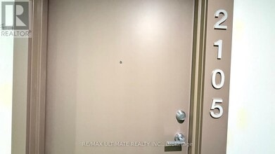 1010 Sandy Beach Rd in Pickering, ON - Building Photo - Building Photo