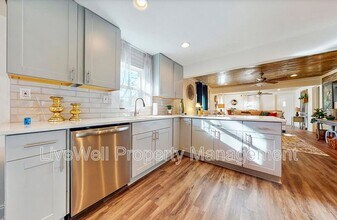 6735 Roper Rd in Trussville, AL - Building Photo - Building Photo