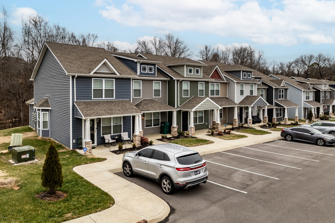 Woodland Hills Townhomes in Clarksville, TN - Building Photo