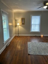 927 S Jackson St in Salisbury, NC - Foto de edificio - Building Photo