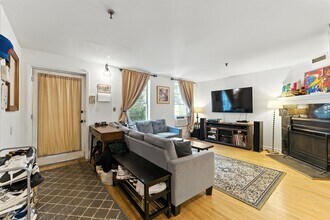 135 Garden St in Hoboken, NJ - Building Photo - Building Photo