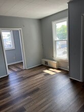 18-20 N Washington St in Shippensburg, PA - Building Photo - Building Photo
