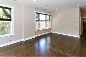 2508 W Argyle St in Chicago, IL - Building Photo - Building Photo
