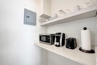 3020 Seville St, Unit SI ID1503972P in Fort Lauderdale, FL - Foto de edificio - Building Photo