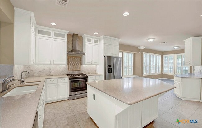21107 Paradise Pass