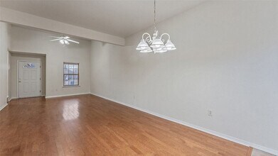 3000 SW Windrift Ave in Bentonville, AR - Foto de edificio - Building Photo