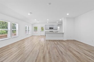 12384 Lake Conroe Hills Dr in Willis, TX - Building Photo - Building Photo