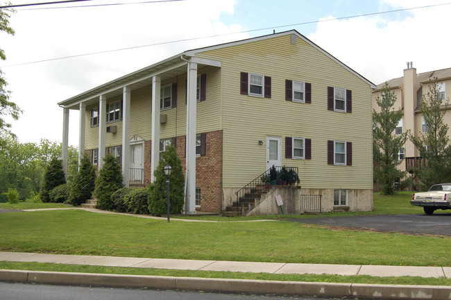 230 Green St in Souderton, PA - Building Photo - Building Photo