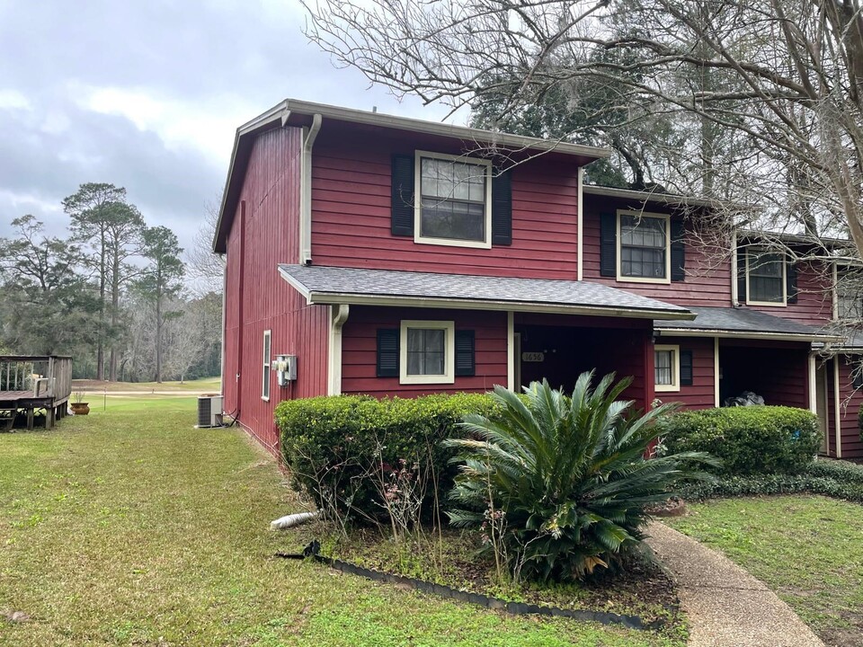 1656 Snowball Way in Tallahassee, FL - Building Photo