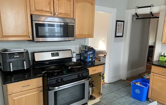 10 Carmel St, Unit 1 in Boston, MA - Building Photo - Building Photo