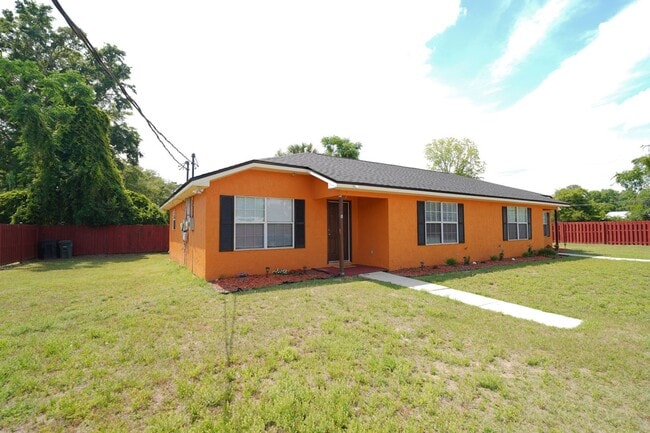 property at 3178 N Ridge Rd