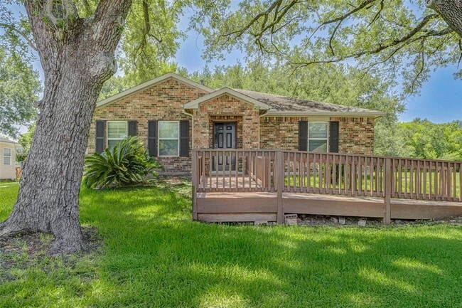 property at 2814 Sinclair St