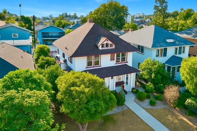 property at 2633 S Halldale Ave