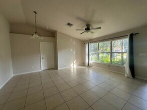 6007 Bamboo Dr in Fort Pierce, FL - Foto de edificio - Building Photo