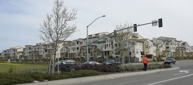 The Villas in Dublin, CA - Foto de edificio - Building Photo