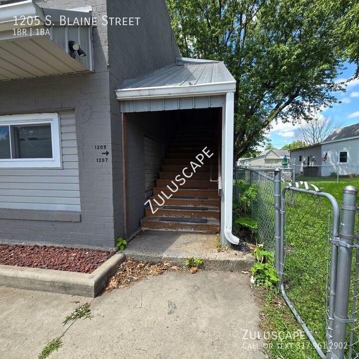 1205 S Blaine St in Muncie, IN - Building Photo