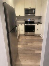 4610 W Gray St in Tampa, FL - Building Photo - Building Photo
