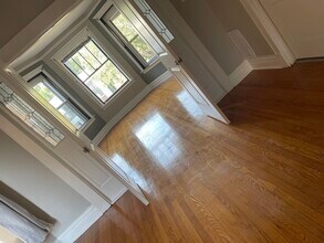 7421 S Eberhart Ave in Chicago, IL - Building Photo - Building Photo