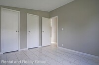 2800 Sanders Rd photo'
