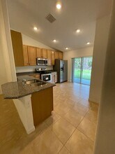 29 Slumberland Path in Palm Coast, FL - Building Photo - Building Photo