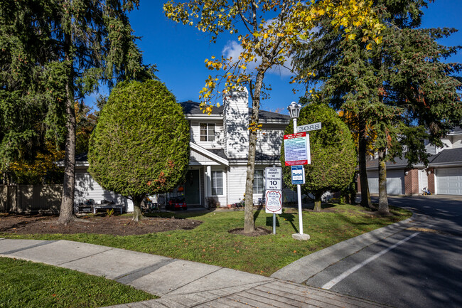 Rich Hills in Richmond, BC - Building Photo - Building Photo