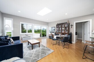 84 Hackensack Plank Rd in Weehawken, NJ - Building Photo - Building Photo