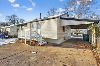 224 Presley Rd in St. Louis, MO - Building Photo - Building Photo