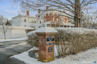 9 Lyme St in Old Lyme, CT - Building Photo - Building Photo