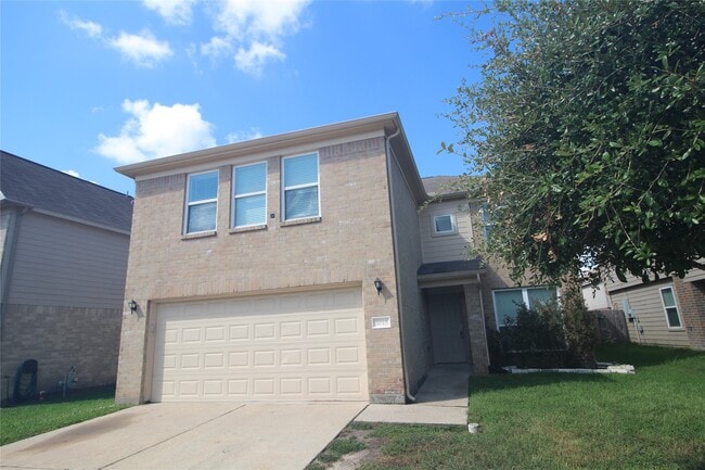 3015 Madison Elm St